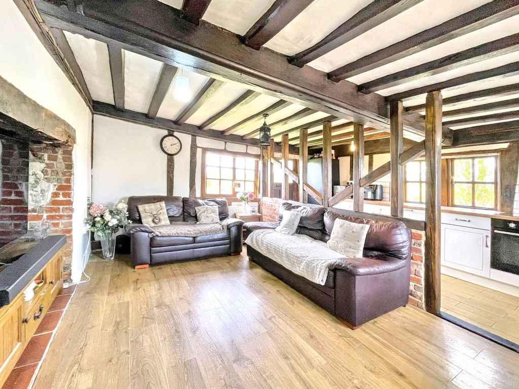 Property photo 3 of 26