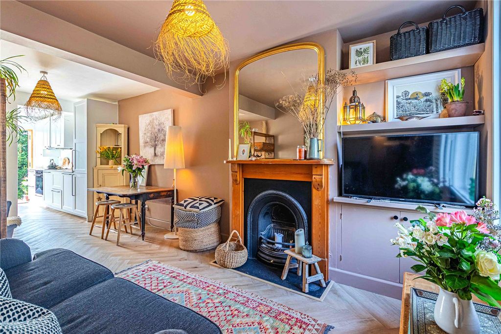 Property photo 3 of 31 Picture No. 28