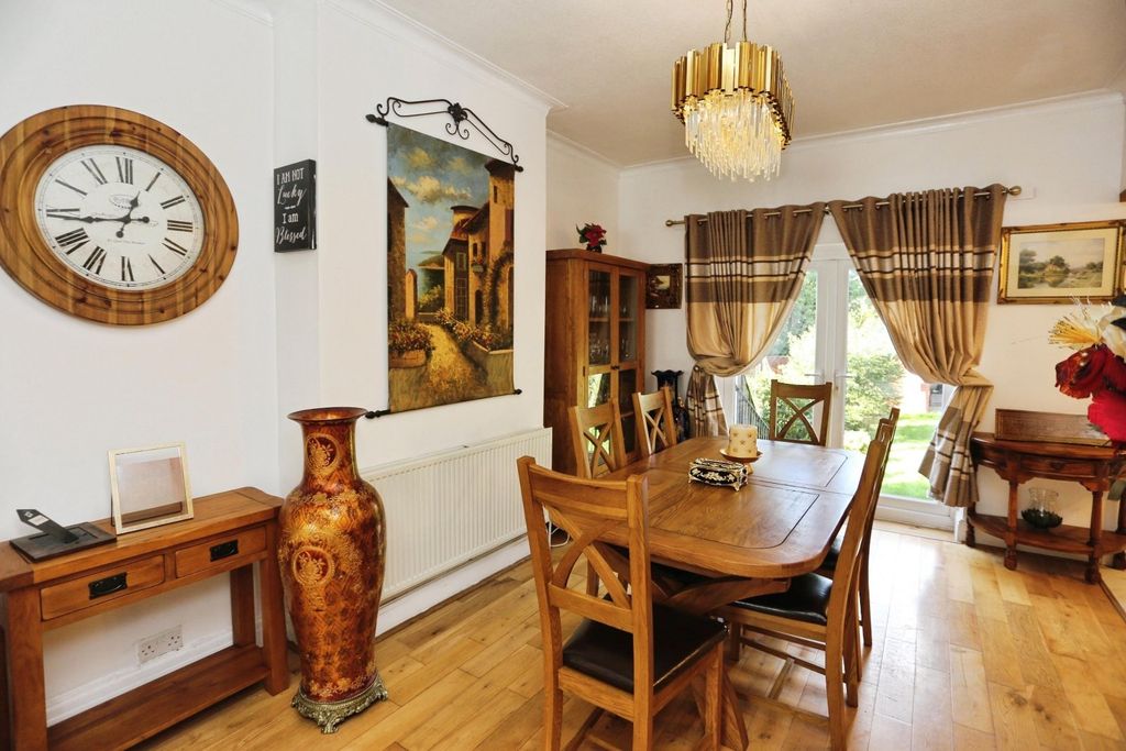 Property photo 3 of 17 Picture No. 36
