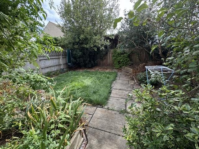Property photo 2 of 10 Outside