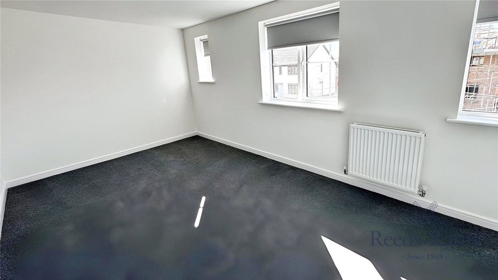 Property photo 3 of 9 Picture No. 06