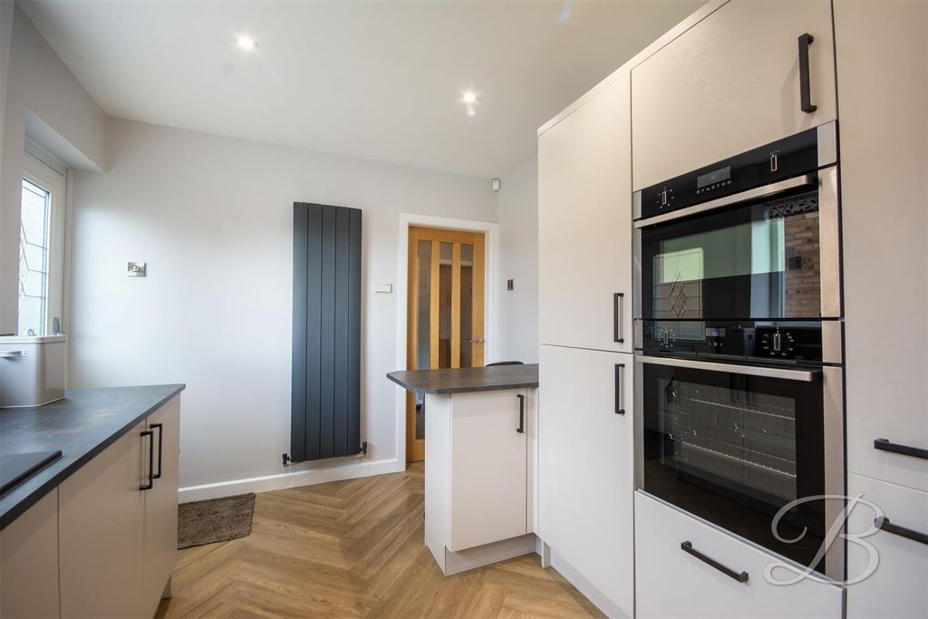 Property photo 3 of 52 Ccltd (16).Jpg