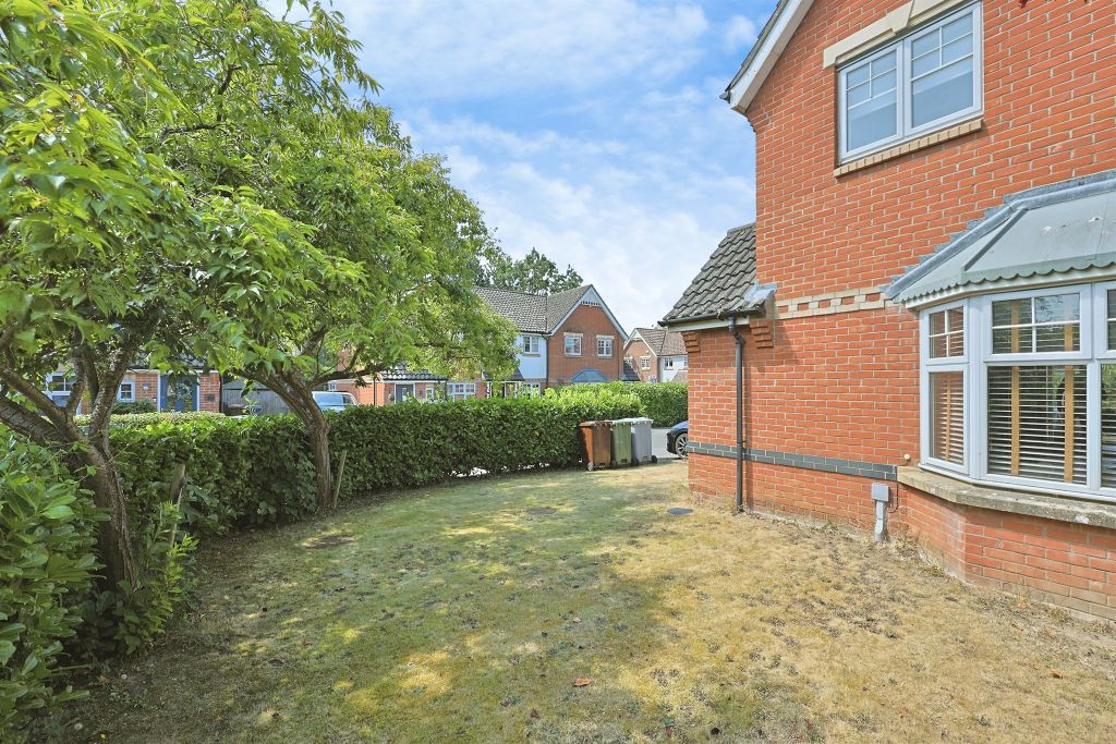 Property photo 2 of 20