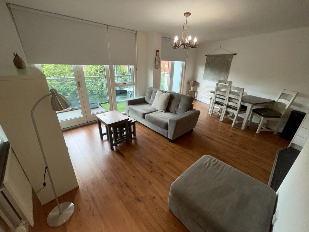 Property photo 3 of 11 Img_5945