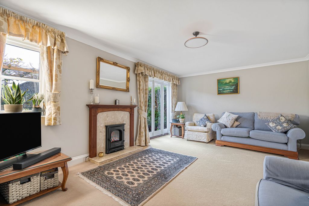 Property photo 2 of 24 2276618