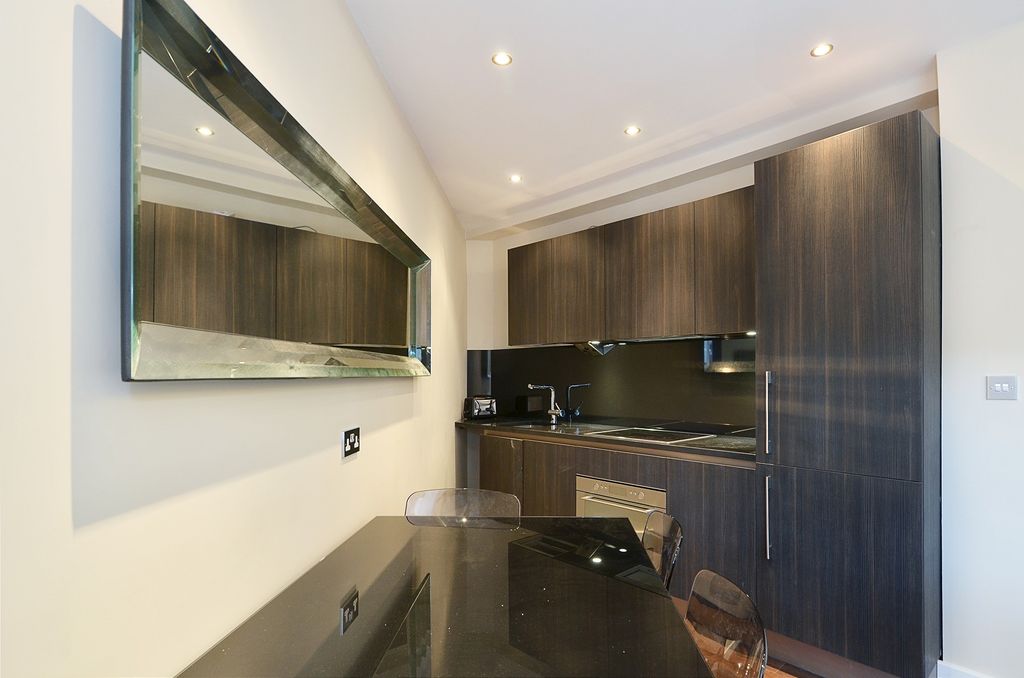 Property photo 3 of 8 Picture 3