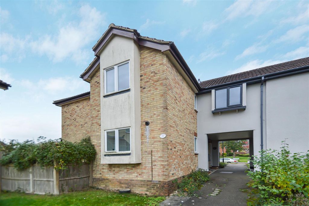 Property photo 1 of 13 6_68068.Jpg