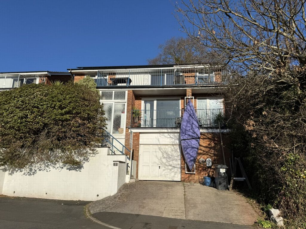 Property photo 1 of 25 Photo 2