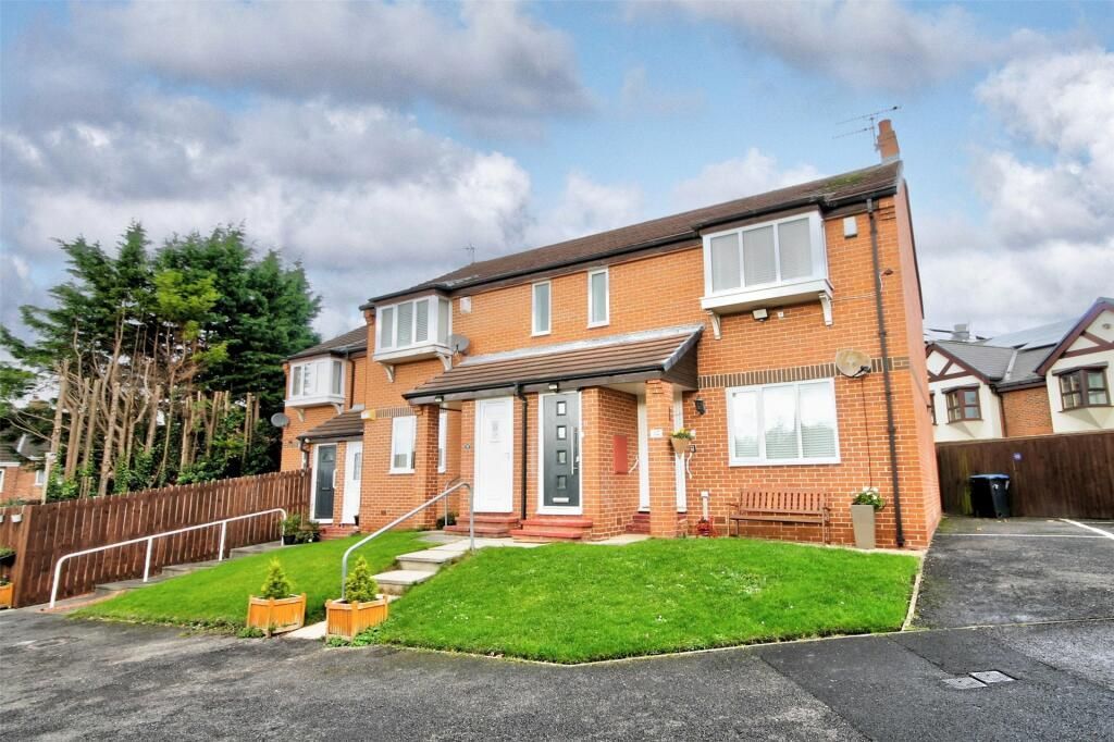 Property photo 1 of 11 Photograph 1