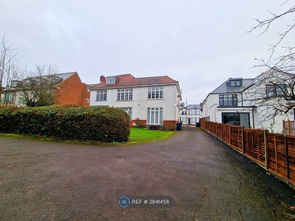 Property photo 2 of 9