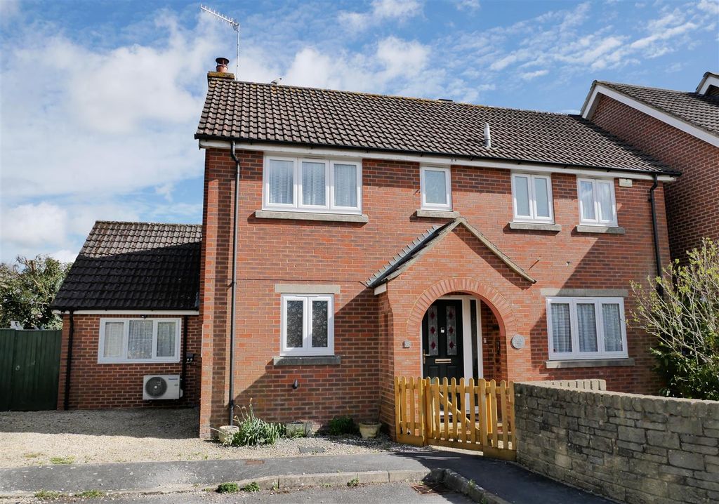 Property photo 1 of 26 The Home