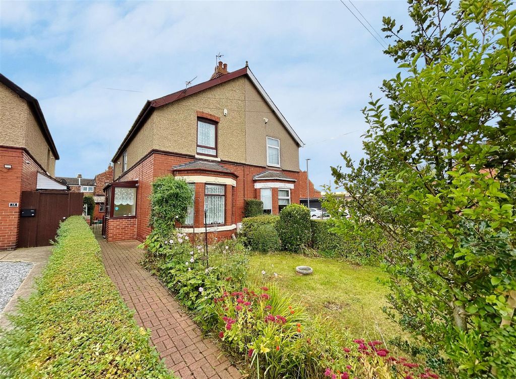 Property photo 1 of 19 Front External