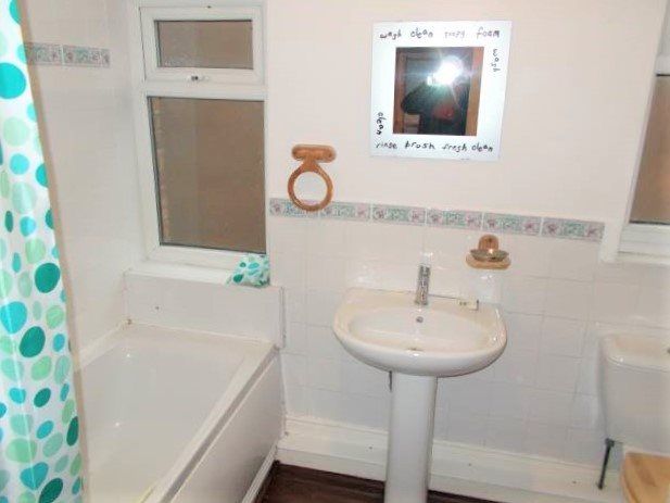 Property photo 3 of 8 Dscn0114A