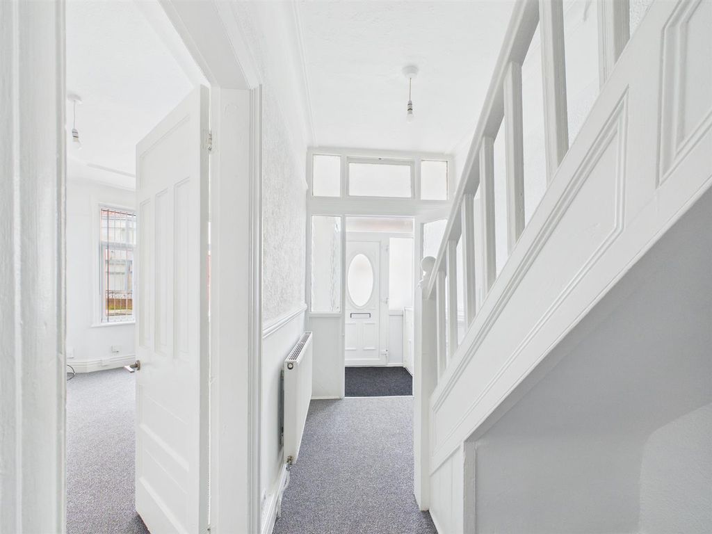 Property photo 3 of 19 Cam03604G0-Pr0280-Still002.Jpg