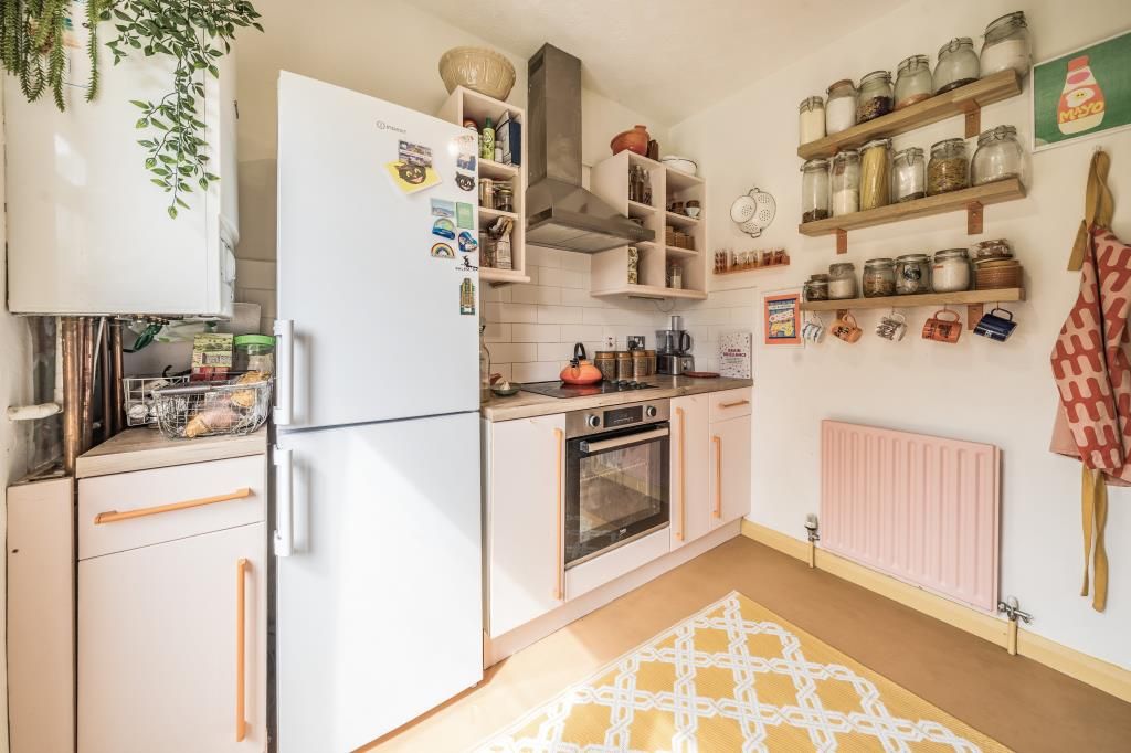 Property photo 3 of 14 Kitchen