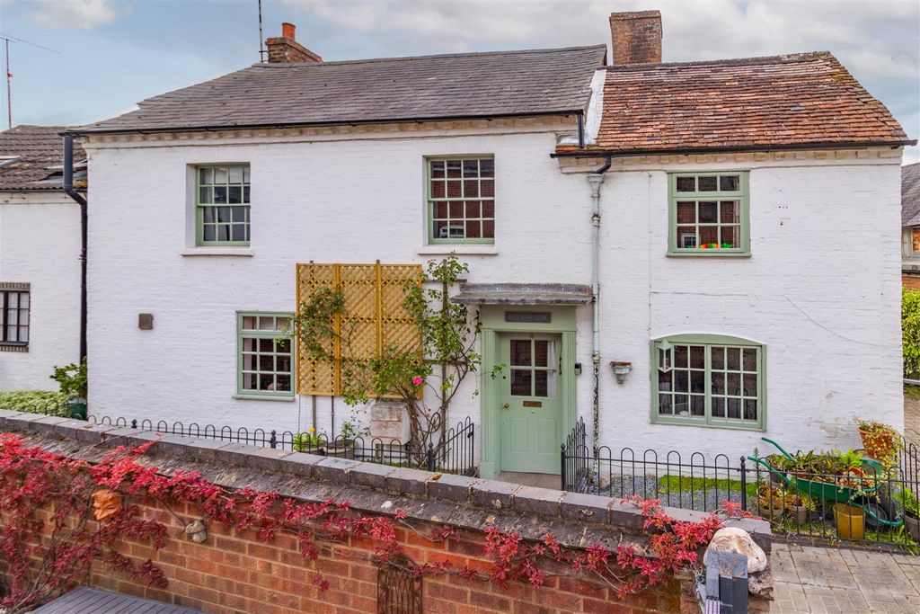 Property photo 1 of 42 Daventry Street, 4A-3.Jpg