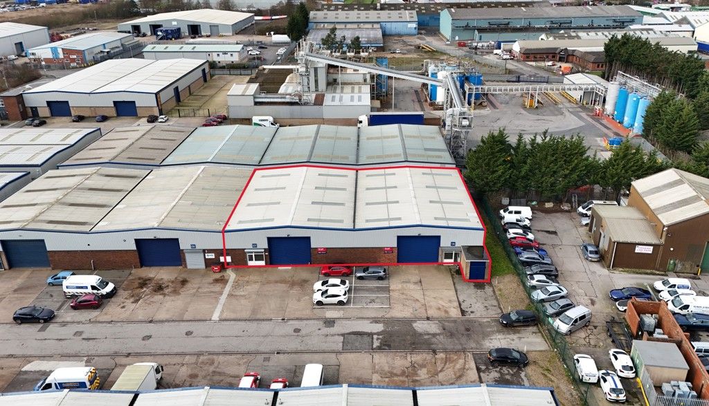 Property photo 1 of 7 Photo 7