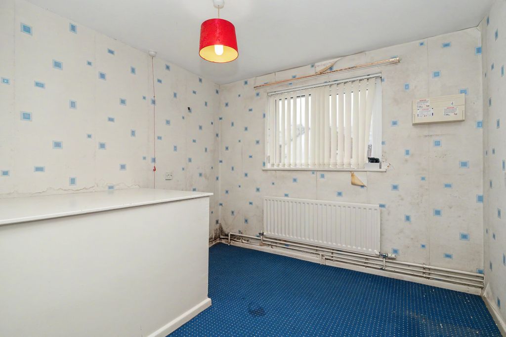 Property photo 3 of 12 5 Newport Mews, Farnworth, Bolton, Greater Manchester, Bl4 9BA