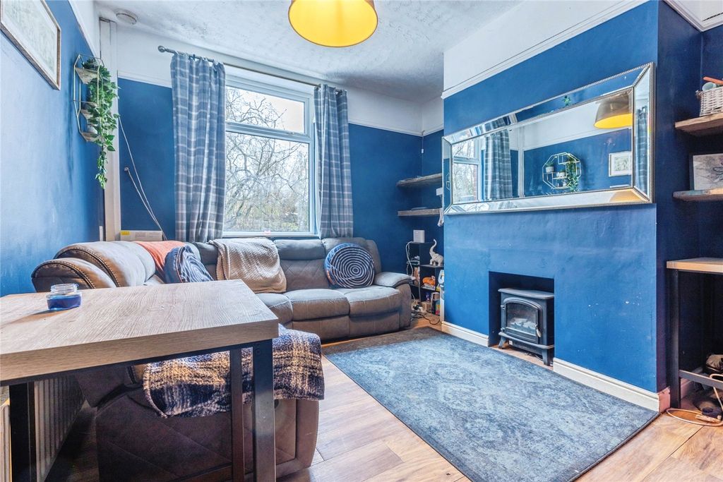 Property photo 2 of 21 Picture No. 20