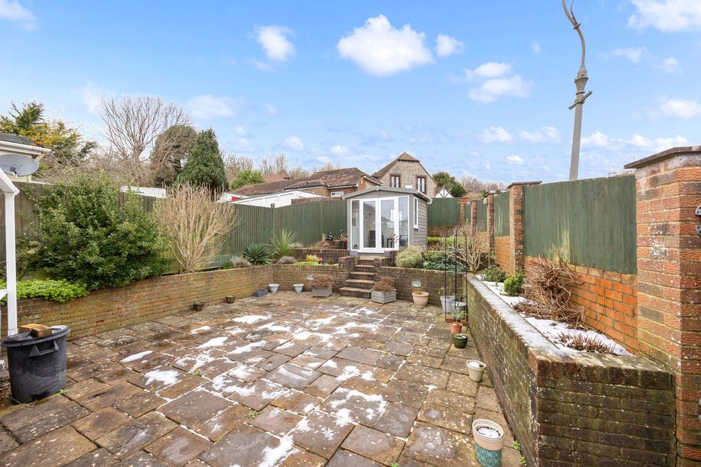 Property photo 3 of 22