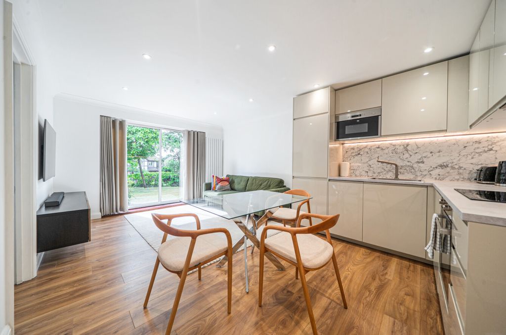Property photo 2 of 16 1334286-7-6891De7...
