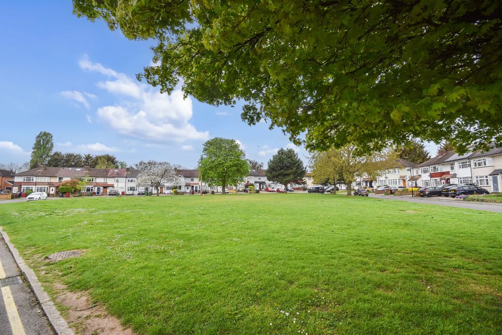 Additional image 14 of 2 bed terraced house for saleStanhope Road, Near Burnham, Berkshire SL1