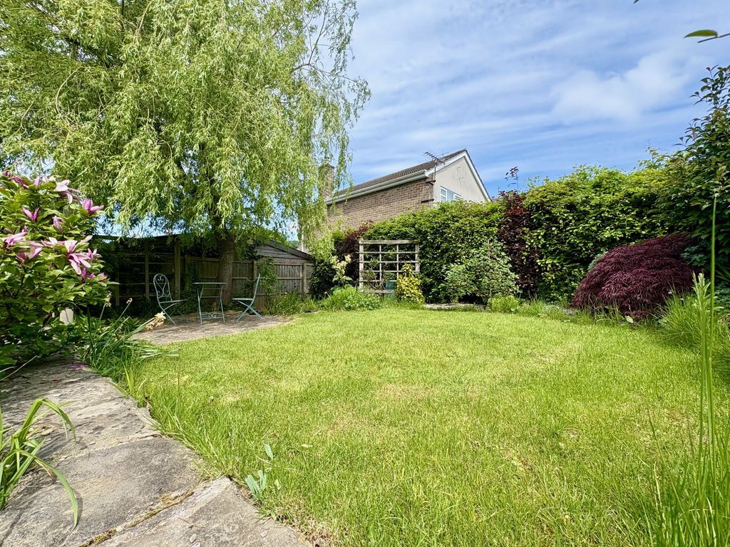 Property photo 3 of 27