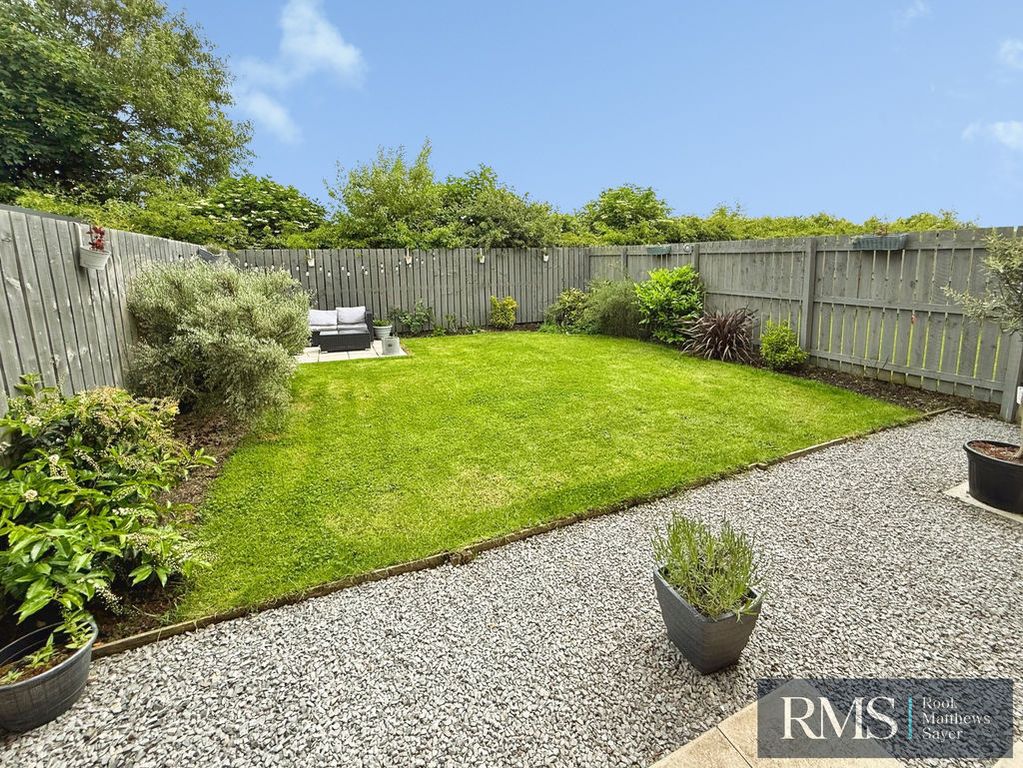 Property photo 2 of 11 Photo 9