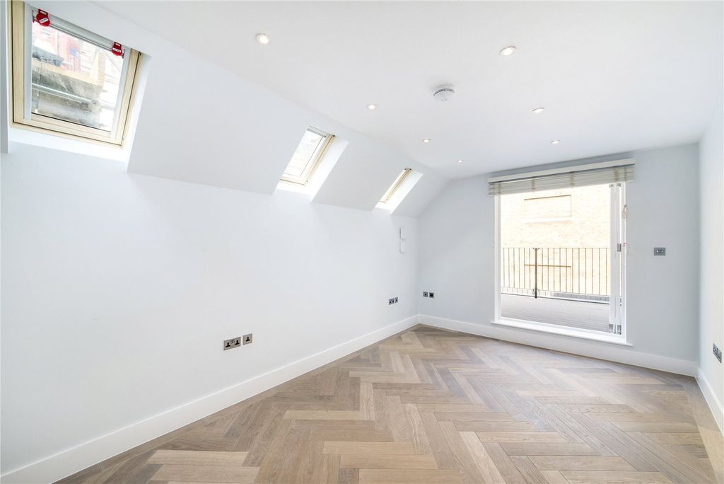 Property photo 2 of 9 Picture No. 08