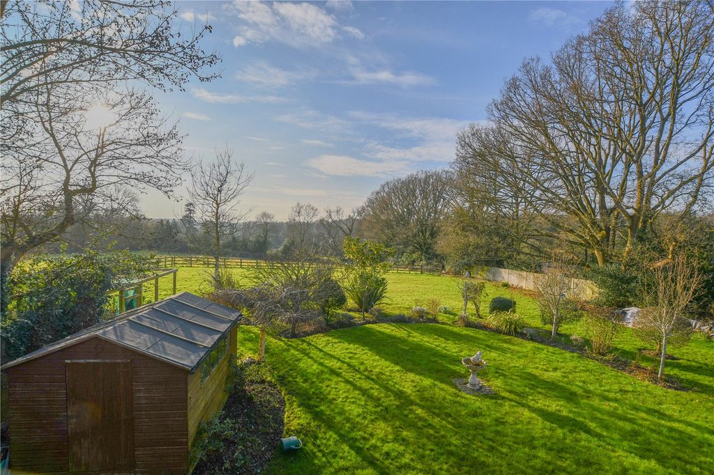 Property photo 2 of 22 Picture No. 19