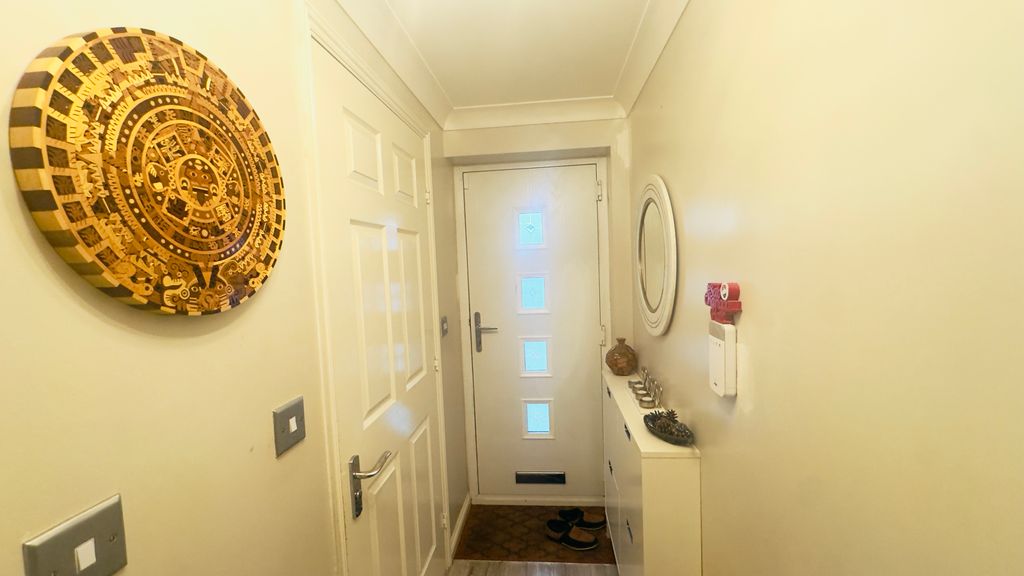 Property photo 1 of 25