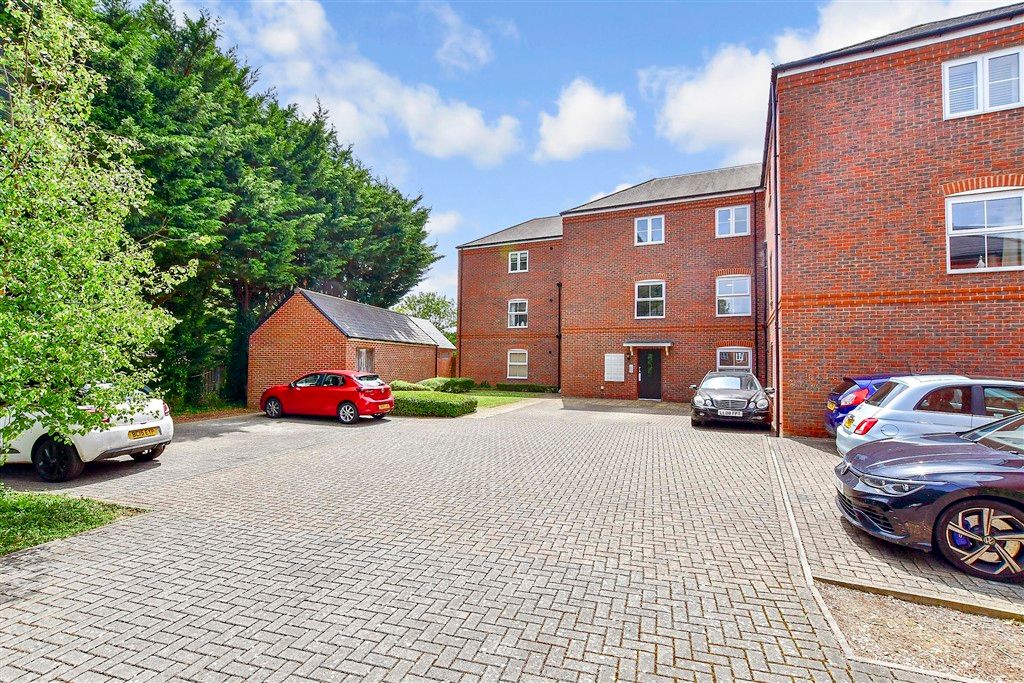 Property photo 2 of 4 External Lifestyle Photograph