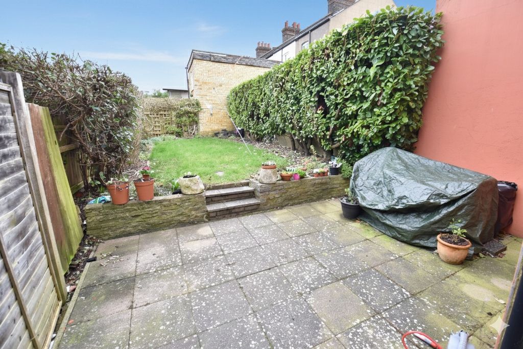 Property photo 2 of 11 4860781