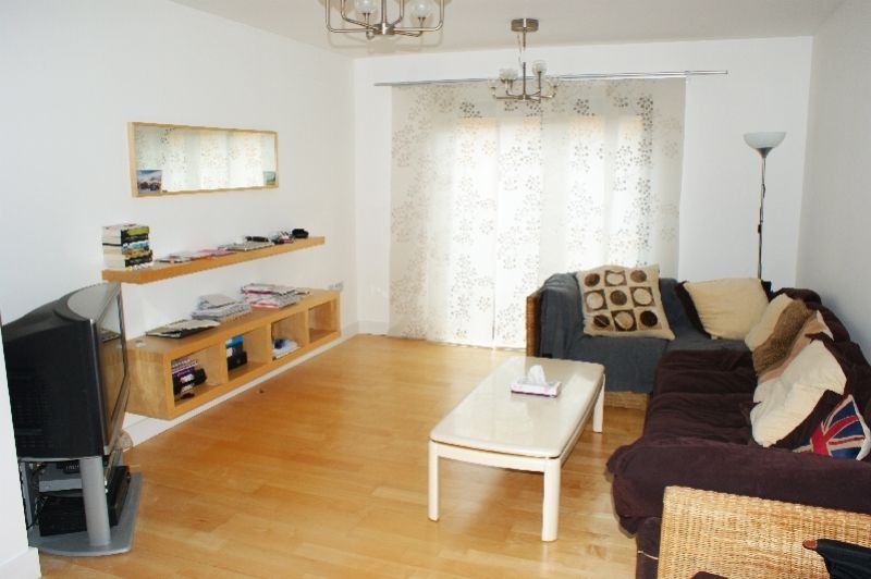 Property photo 2 of 5 Lounge