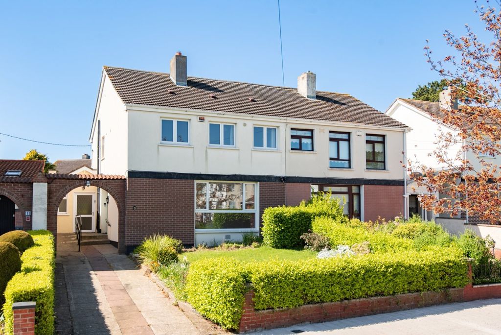 Property photo 1 of 33 Picture No. 03