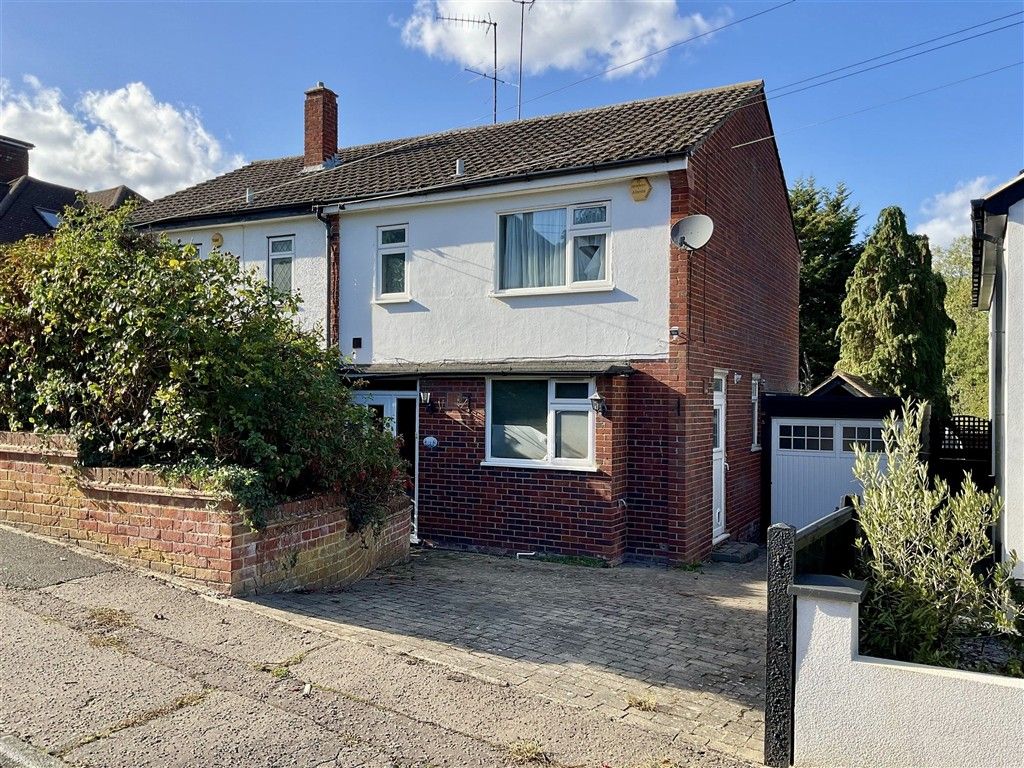 Property photo 1 of 15 Front