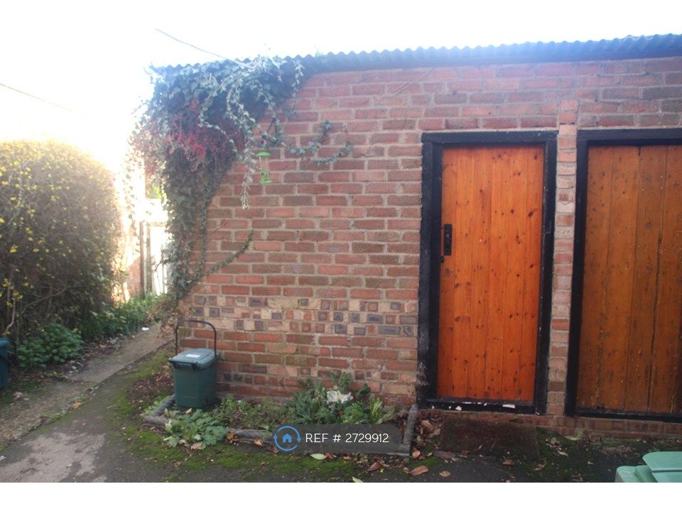 Property photo 3 of 8 Brick Outhouse/Shed