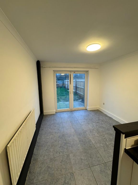 Property photo 3 of 13 Dining Room