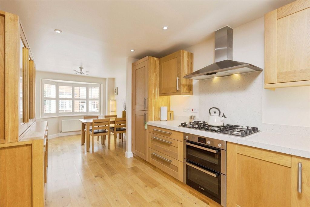Property photo 2 of 12 11 Igtham 2.Jpg