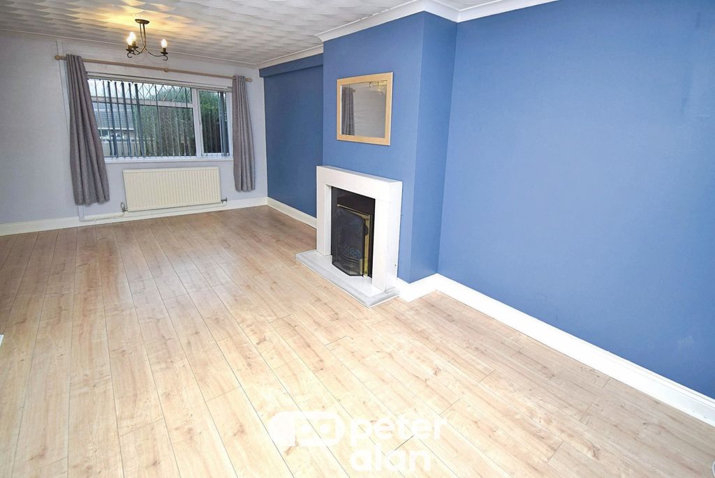 Property photo 3 of 14 Image