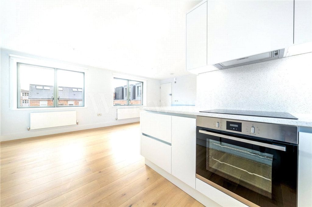 Property photo 3 of 12 Picture No. 04