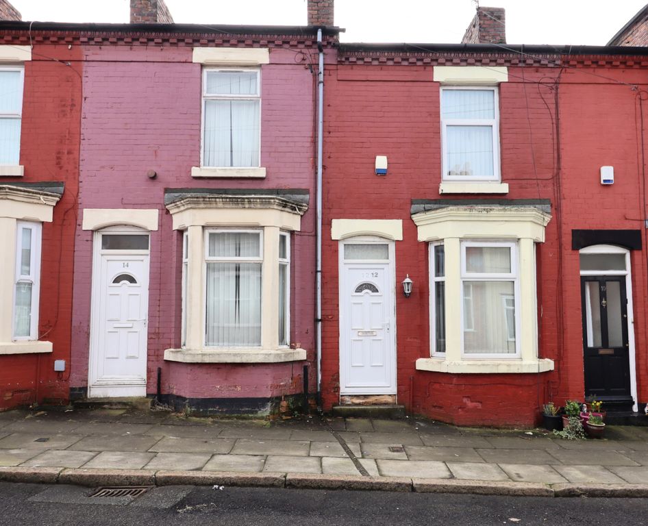 Property photo 1 of 12