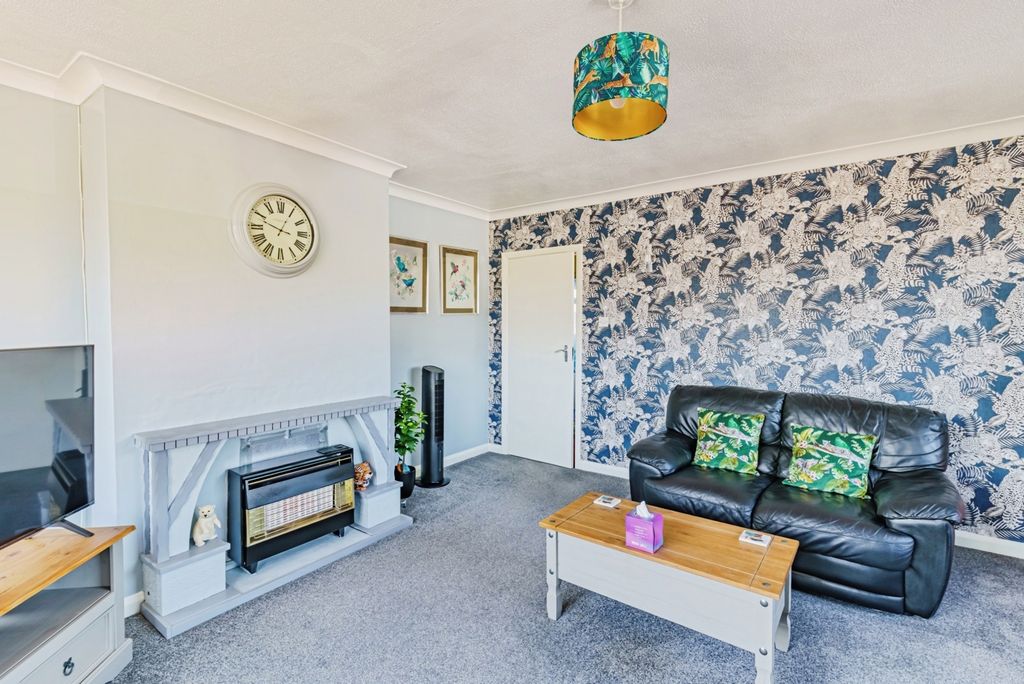 Property photo 2 of 15 Pbox-Img.Jpg