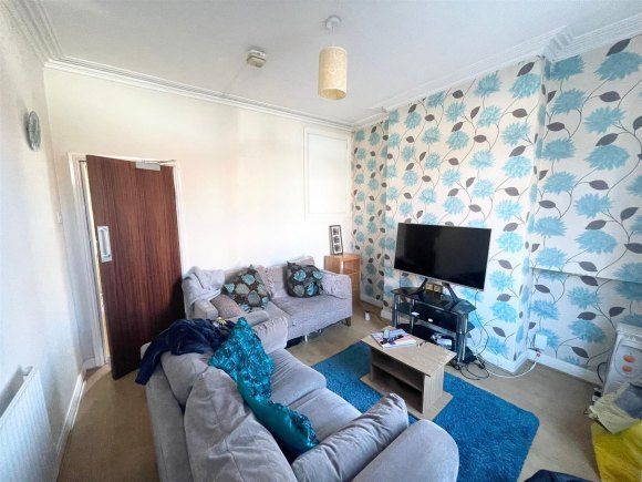 Property photo 2 of 11 9364258.Jpg