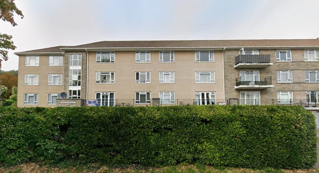Property photo 1 of 1