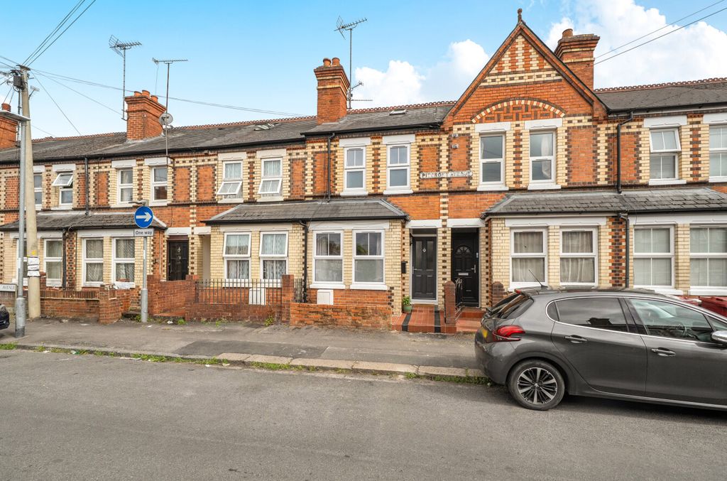 Property photo 1 of 18 1-6A33353c88E61-1...