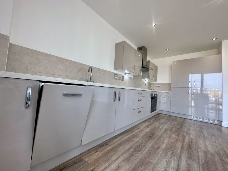 Property photo 2 of 10 Photo 10