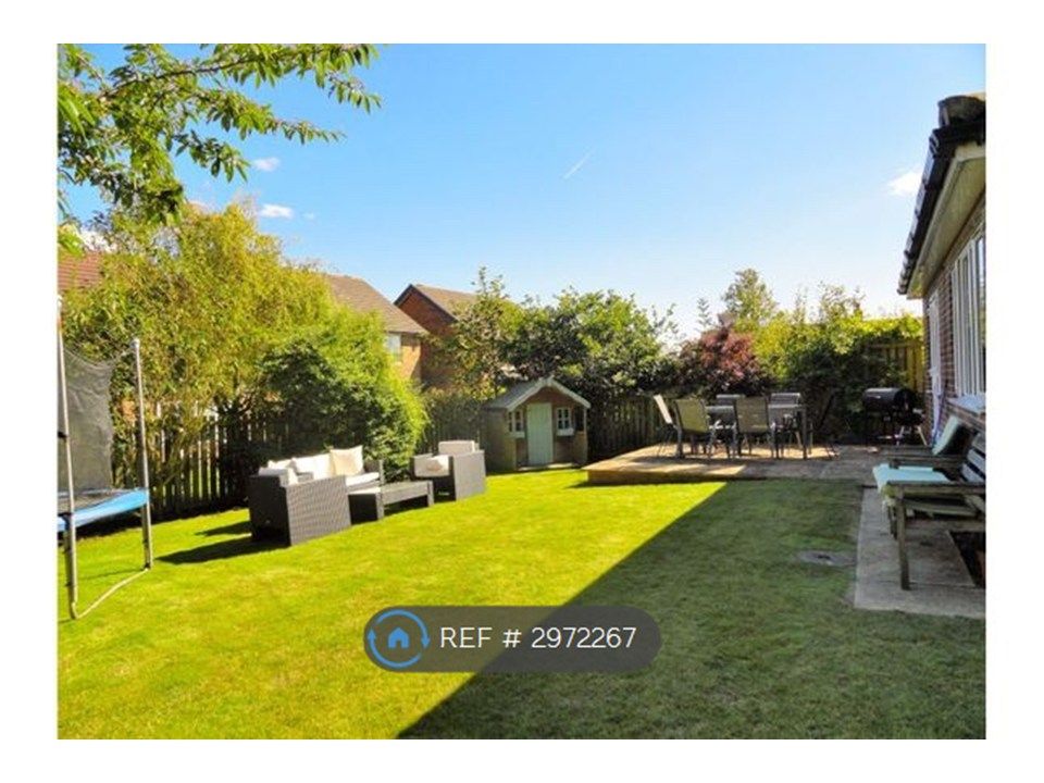 Property photo 2 of 23