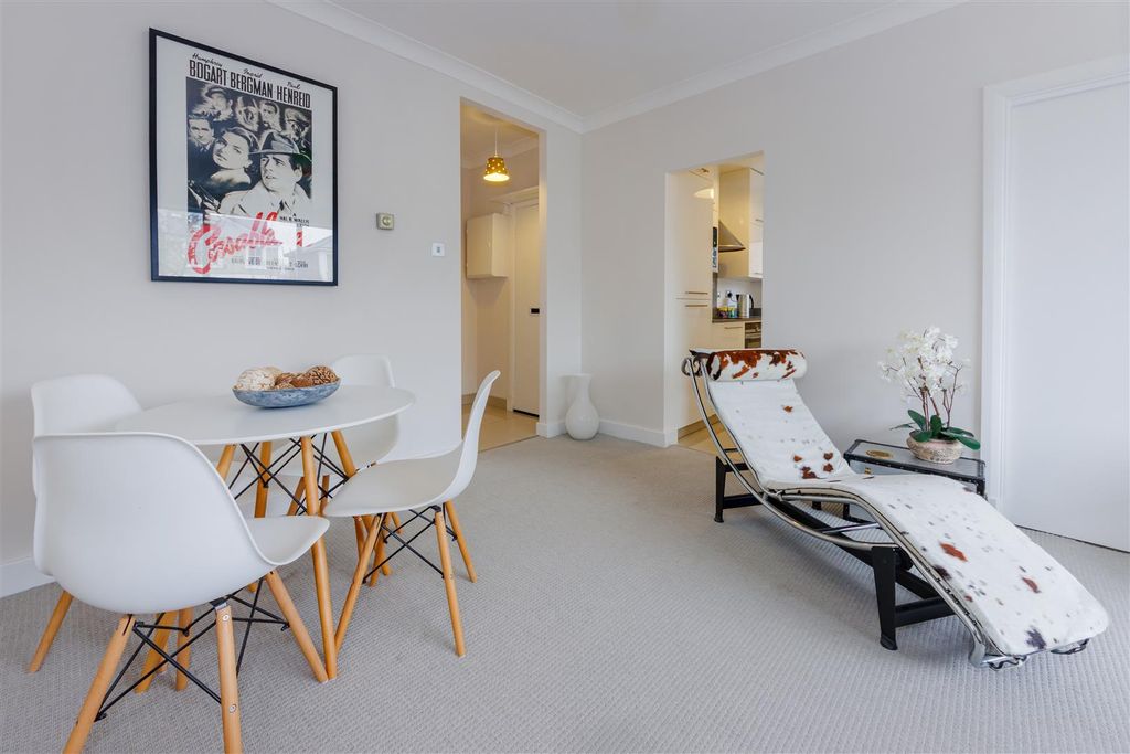 Property photo 3 of 13 0029.Jpg