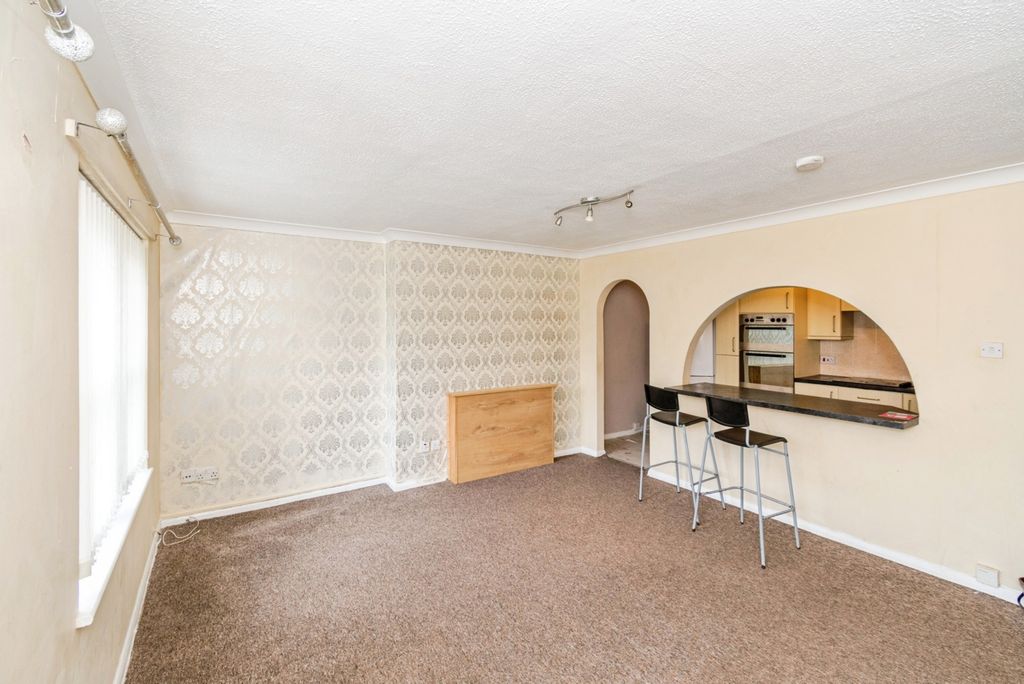 Property photo 2 of 14 Pbox-Img.Jpg